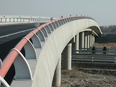 钢管应用于桥梁